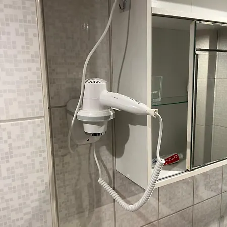 شقة Saunaga Korter Kesklinnas!