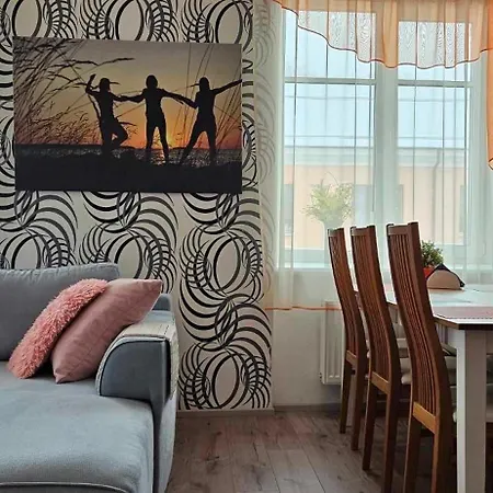 شقة Saunaga Korter Kesklinnas! Tapa